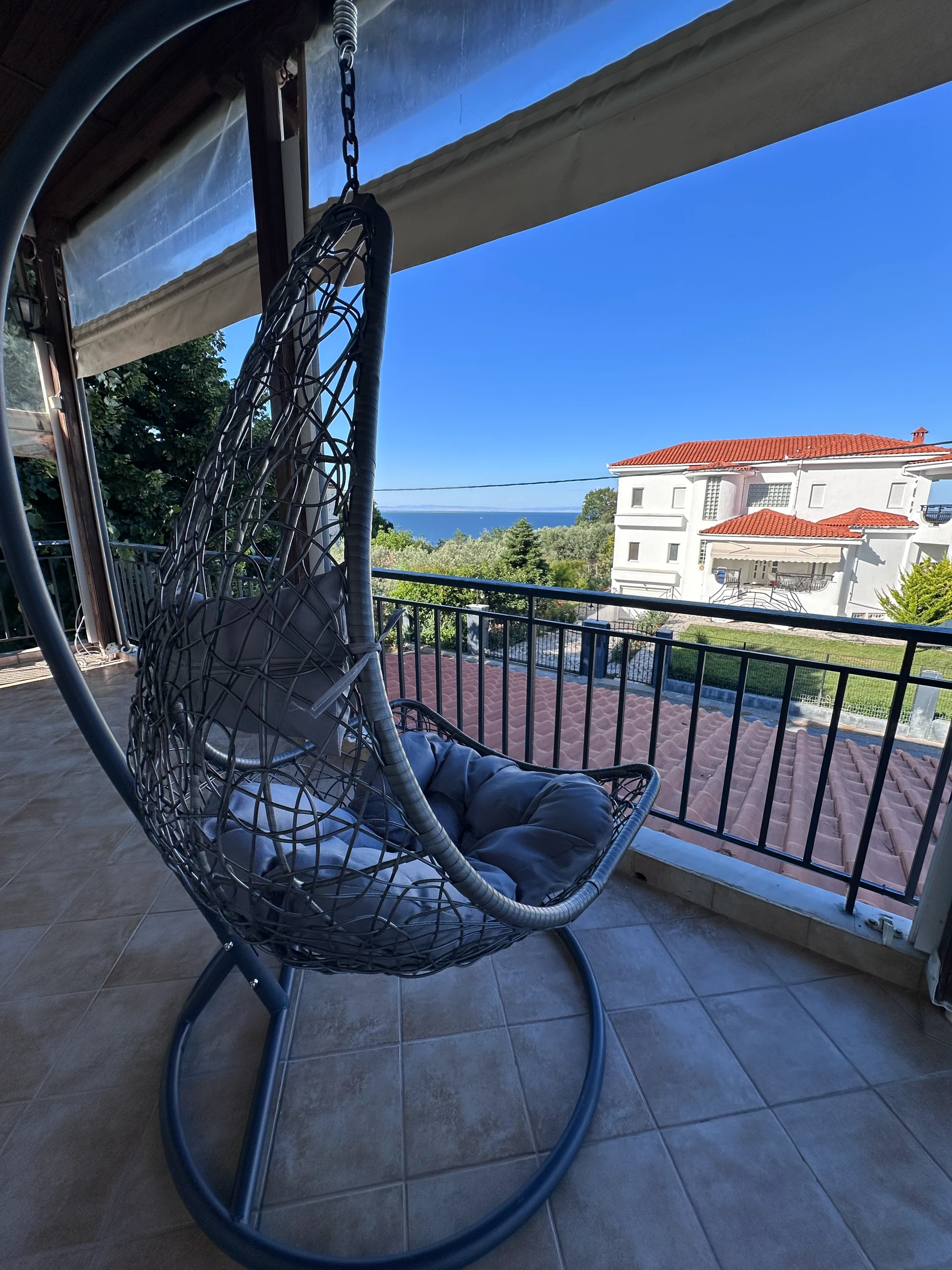 Balcony with sea view in Makrigialos Pieria