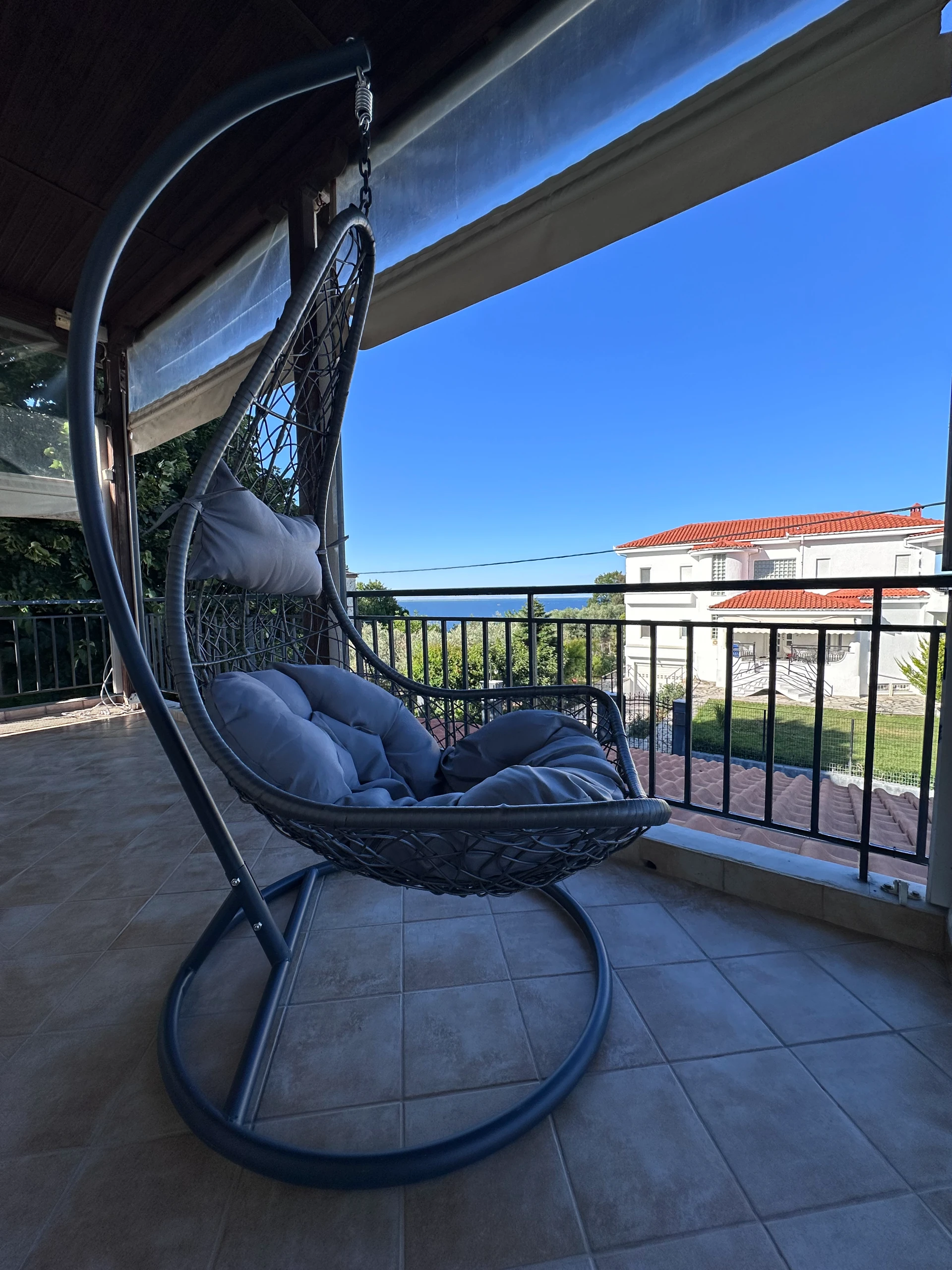 Balcony with sea view in Makrigialos Pieria